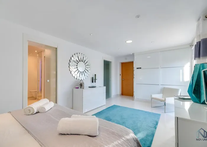 Newly Renovated 4 Bdrm W Pool In Location